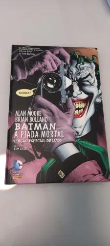 Batman a piada mortal edição especial de luxo (Capa Dura)