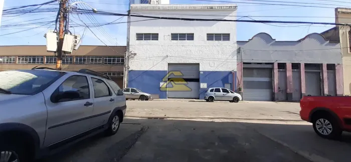 Santo Cristo | Galpão 4 quartos