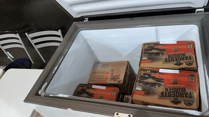 Freezer pequeno Consul 310 litros 220 
