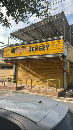 Arrendo mercadinho todo montado com maquinários pronto pra trabalhar