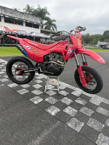 CRF230 Supermoto / Motard muito nova