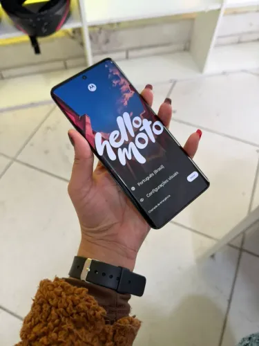 Vemde se moto edge 40 neo