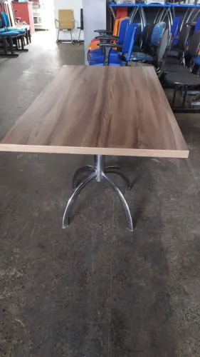 Mesa 120x60x75 - usada