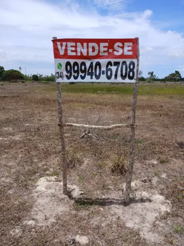 Vendo terreno próx a ponta dos mangues