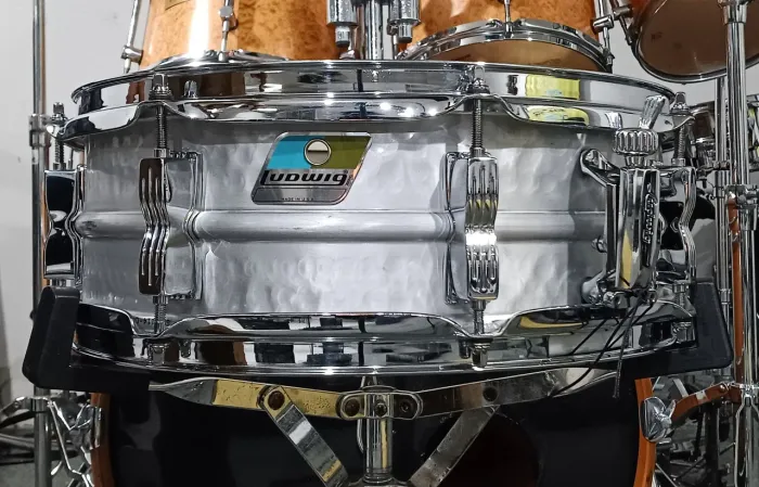 LUDWIG ACROLITE MARTELADA 14X5 COM SEMICASE