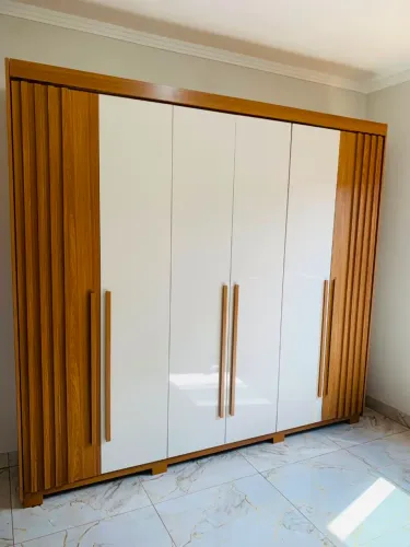 Guarda roupa de novos promoção Aparti de 749