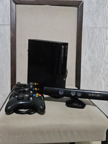 Xbox 360 3 controles + Kinect(Desbloqueado)