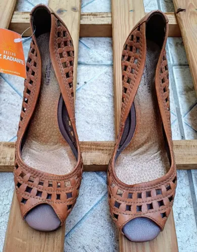 Sapato peep toe Sonho dos pés NOVO