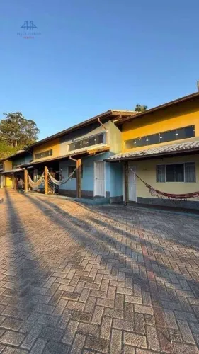 Pousada com 10 dormitórios à venda, 823 m² por R$ 5.200.000,00 - Ponta das Canas - Florian