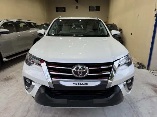 Toyota Hilux SW4 SRX Diamo. 4X4 2.8 TB DIE AUT 2019