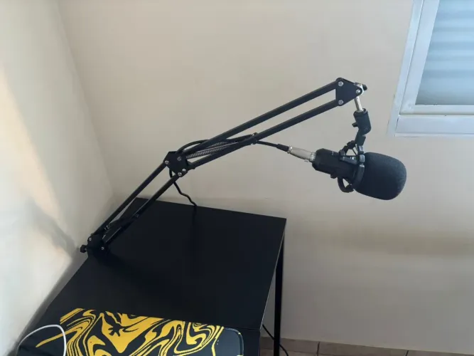 Microfone + suporte + braço articulado 
