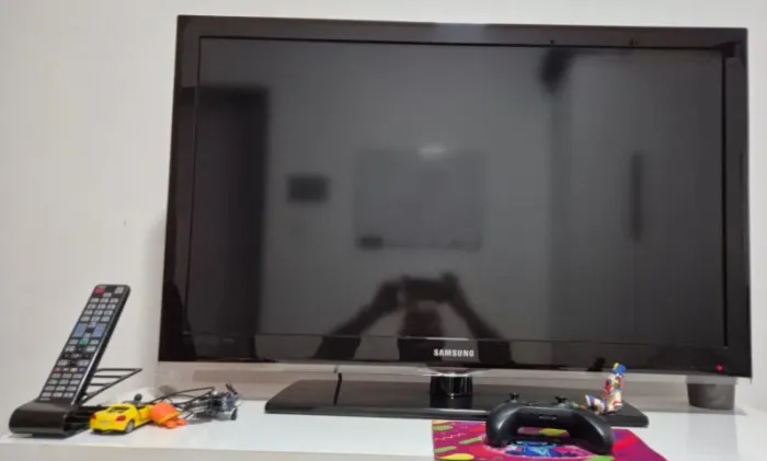 Televisão Samsung 40 Polegadas (Não é Smart)