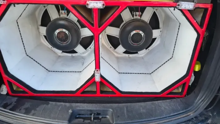 Vendo, Grave  Woofer Triton shiver bass  3.8 Branco 18 1900w Ema 4 Ohms