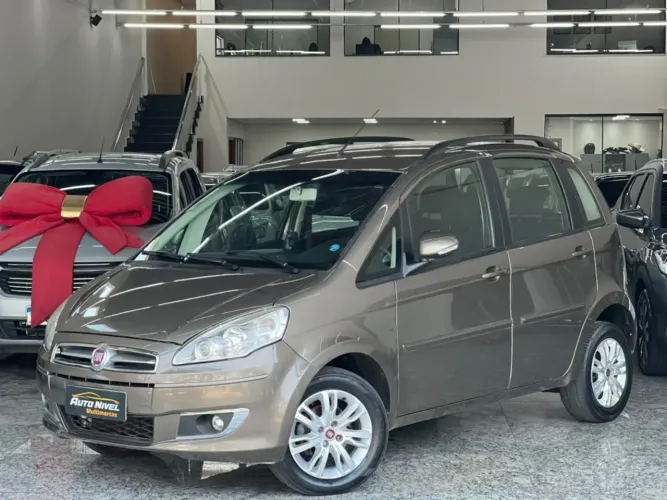 Fiat Idea Attractive 1.4 Fire Flex 8V 5P 2015