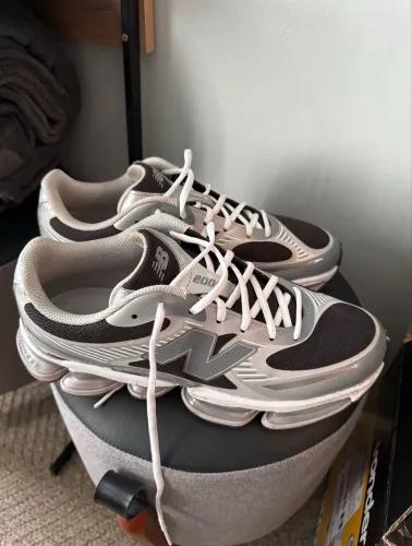 Tênis New Balance 2000 Abzorb Unisex
