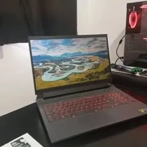 Notebook Dell RTX Modelo DDR5