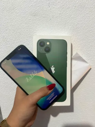iPhone 13