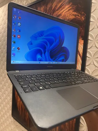 Notebook Samsung Core i5 8ª Geração | 12GB RAM | SSD | Windows 11 Pro