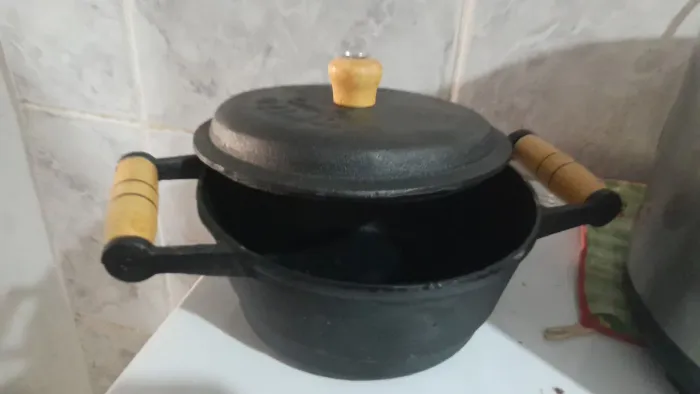 Panela de ferro nova 