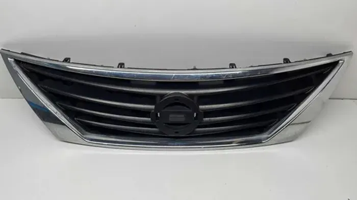 Grade Frontal Nissan Versa 2014 2015 623103ba5a N15 Prateado Brilhante