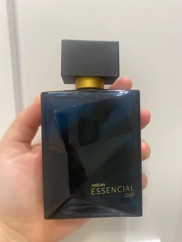 Perfume essencial oud masculino