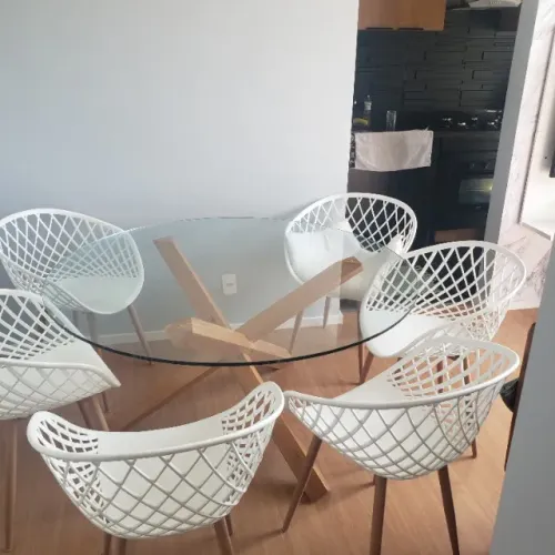 Mesa de Jantar Redonda com Tampo de Vidro + 6 Cadeiras - Design Moderno
