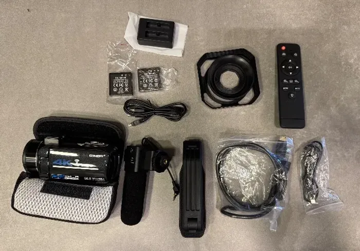 Filmadora 4K Bomery Ultra HD 56MP Wi-Fi + Kit Completo | Nova Sem caixa
