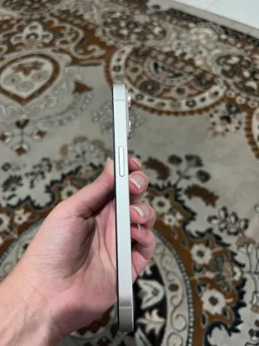 iPhone 13 - 128 GB