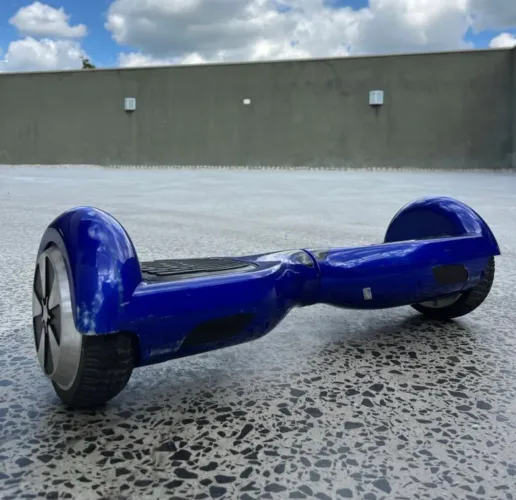 Hoverboard Azul em Ótimo Estado  