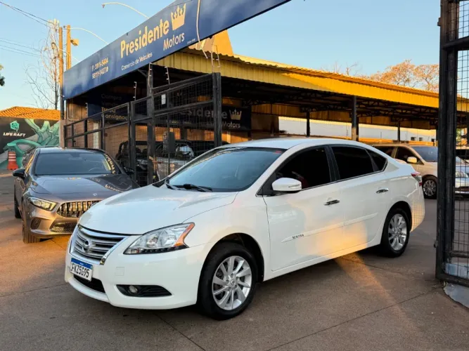 Nissan Sentra SV 2.0 Flexstart 16V Aut. 2014