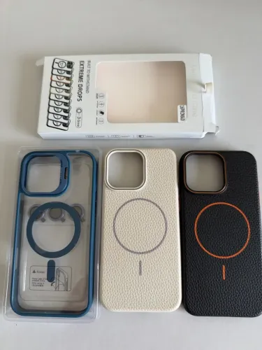 3 capas IPhone 16 pro max