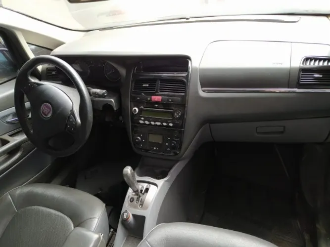 Sucata Fiat Linea Absolute 1.9 Dualogic 2010 Disponível Para Retirada de Peças
