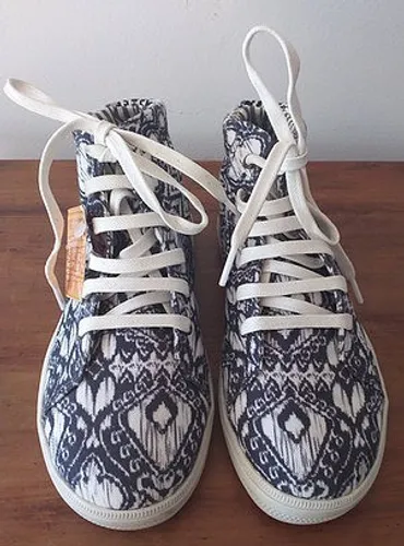 tenis perky cano alto 35 novo