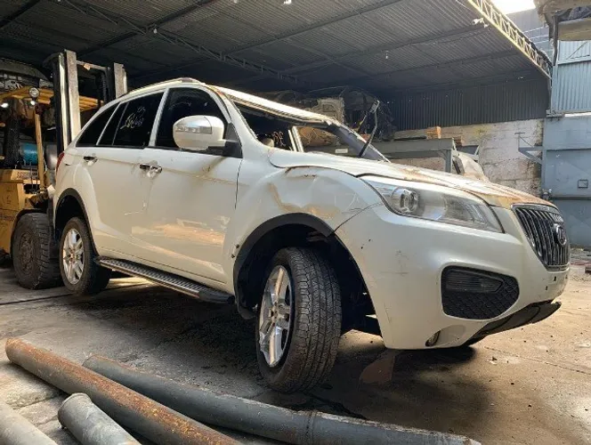 Lifan X60 1.8 2016 Farol Capo Motor Airbag Cambio Mecanica Suspensão Porta Sucata