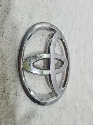 Emblema da grade corolla 2015