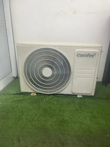Condensadora Comfee 9.000 Btus/h 220v R22
