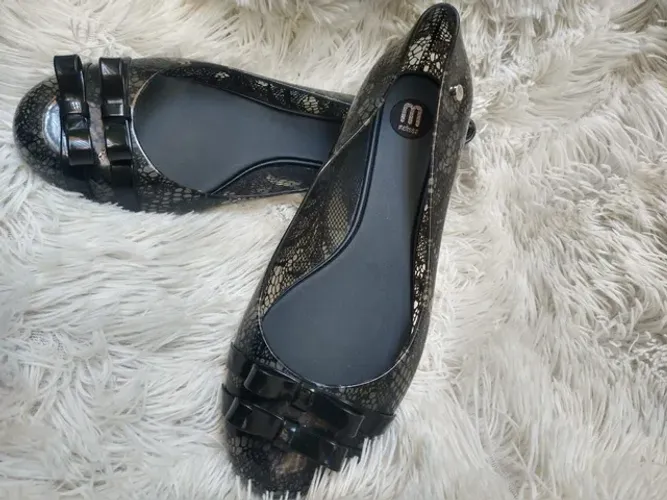 Melissa Divine NR 36 preta
