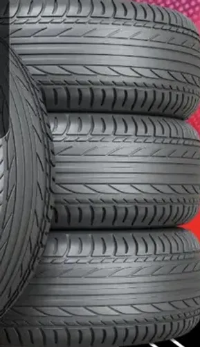 Pneus 215/65/16. 235/60/16 ggggAG