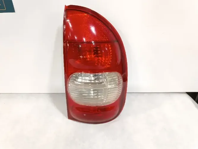 Lanterna Direita Corsa Pick-up Wagon Bolha 2000 2001 2002