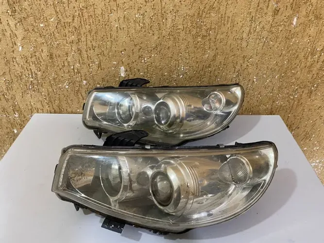 Farol esquerdo Jac Motors J6 2011/2012/2013/2014