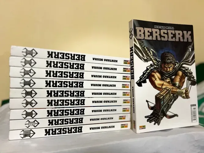 Berserk volumes 1 ao 10 em perfeito estado