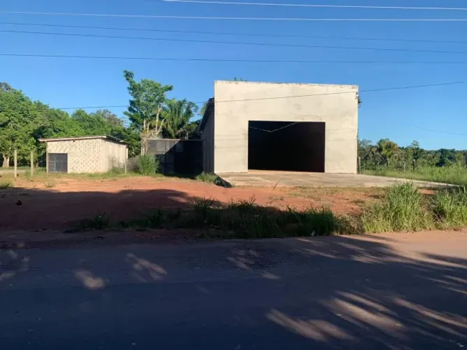 Alugo galpão localizado na estrada Macapá-Mazagão