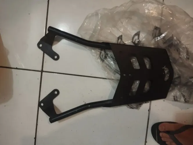 Suporte para baú NMAX