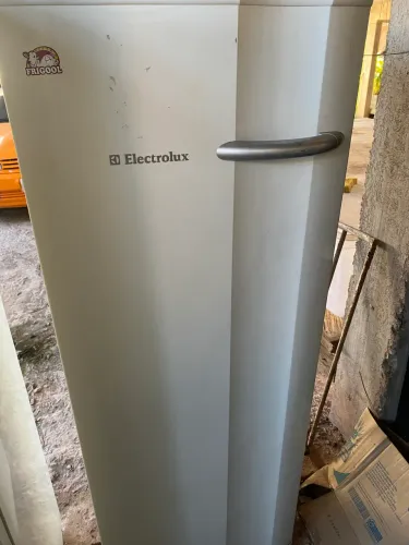 Freezer vertical 127v