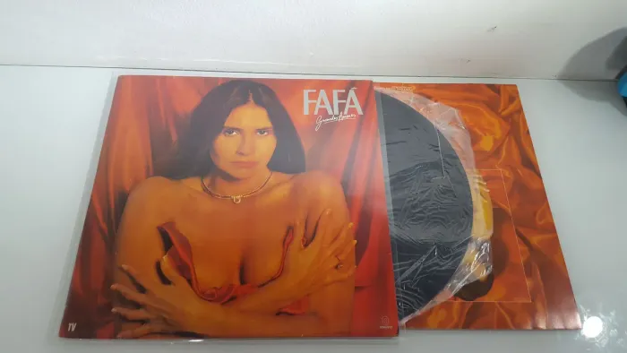 Vinil da Musa Fafá