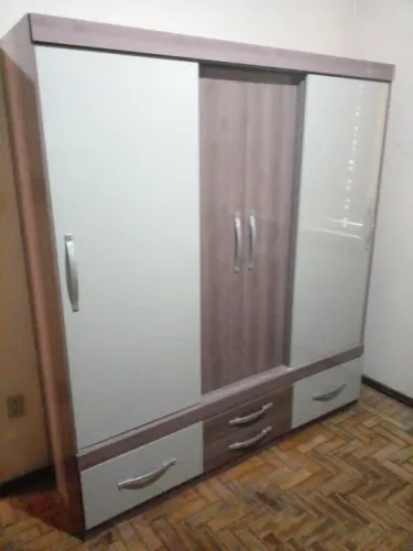 GUARDA ROUPA DE SOLTEIRO