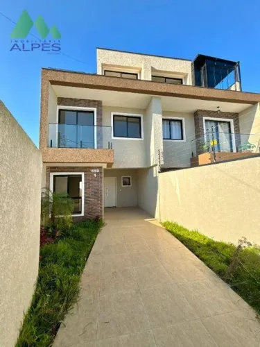 Sobrado com 3 dormitórios à venda, 127 m² por R$ 750.000,00 - Xaxim - Curitiba/PR