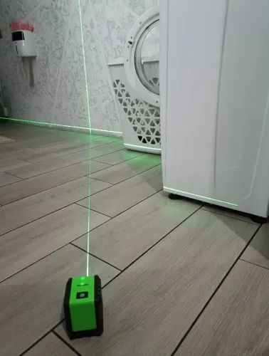 Nível a laser Hilda 02 linhas verde