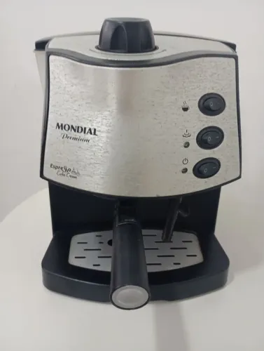 Cafeteira Mondial Premium