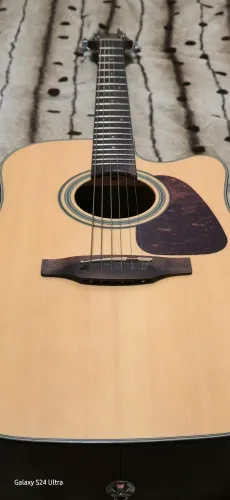 Violão Takamine